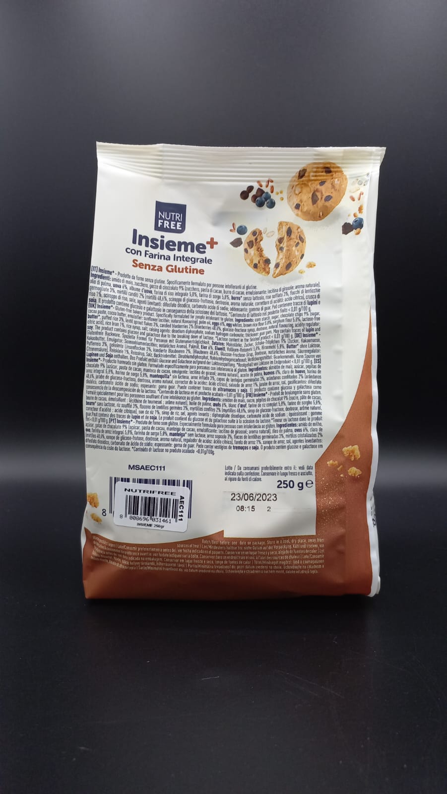 Insieme+ con farina integrale,  gocce cioccolato e mirtilli  Nutrifree